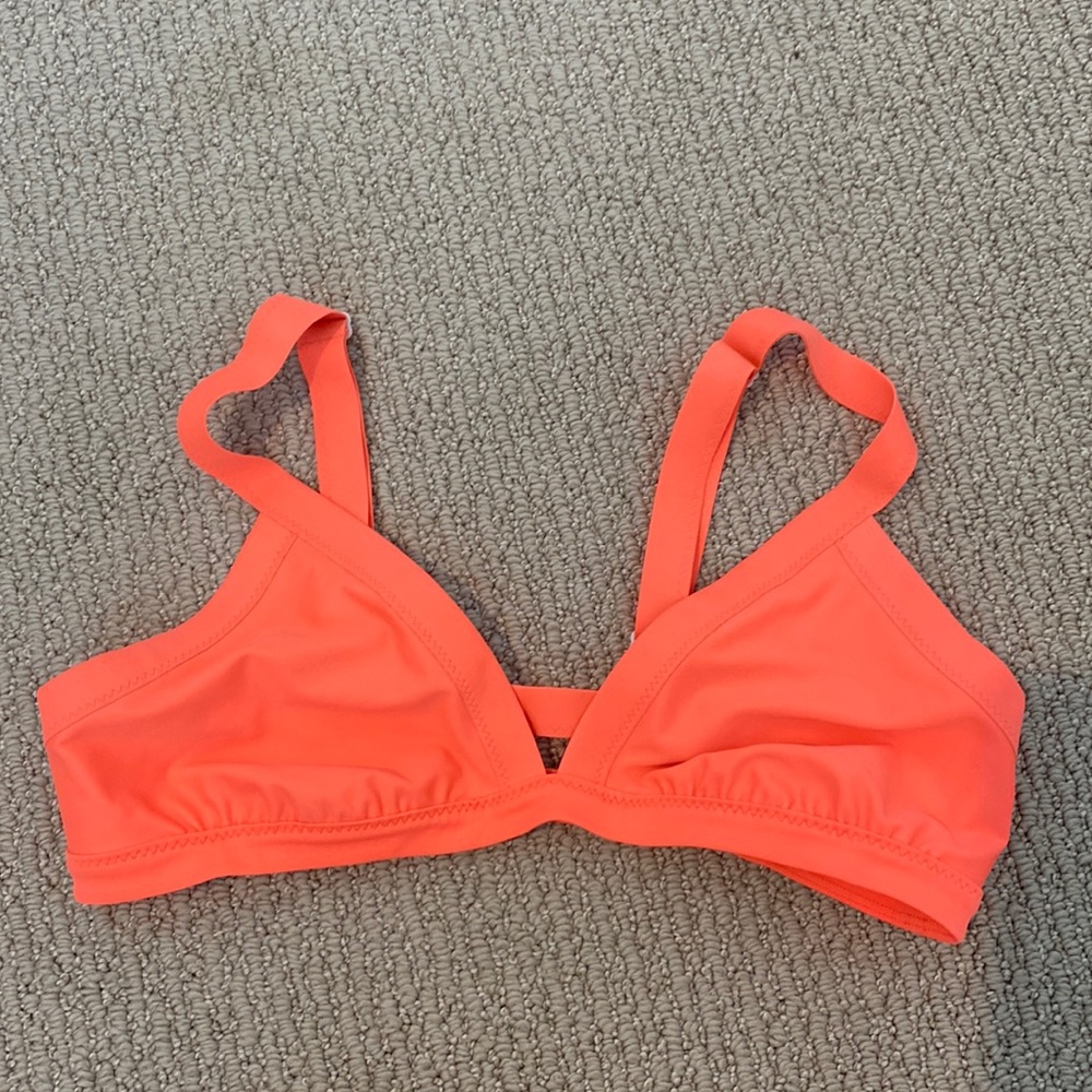 Lululemon Coral Swim Top